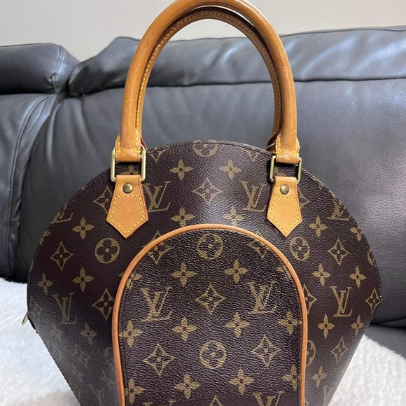 Louis Vuitton Ellipse PM - Picture 4 of 12